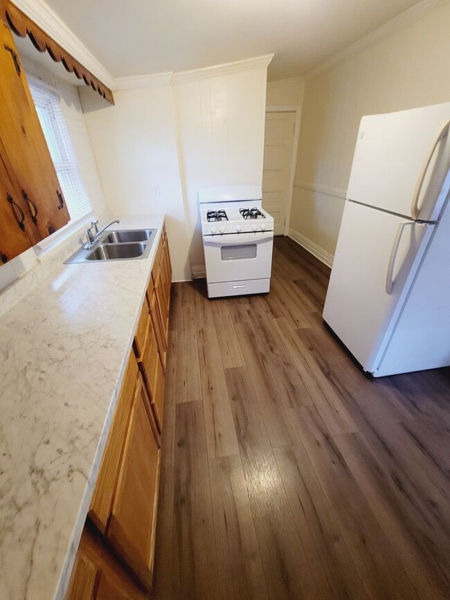 Building Photo - Beautiful Renovated Single Family Home!