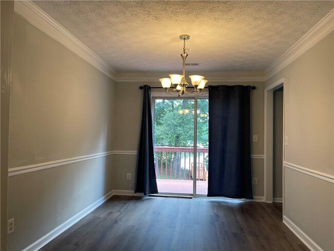 Building Photo - 845 Falling Water Ln