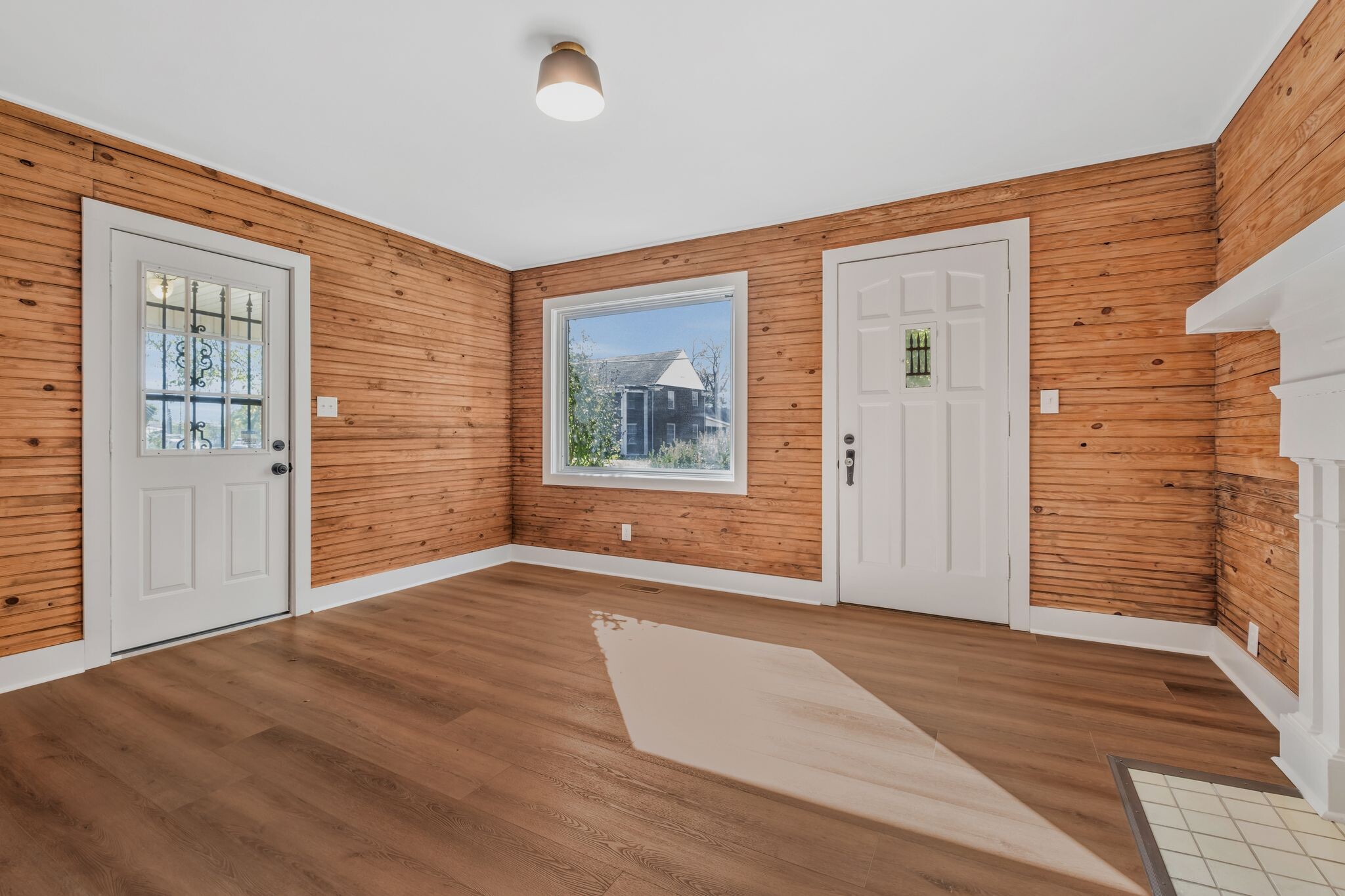 Building Photo - 223 Cumberland Dr