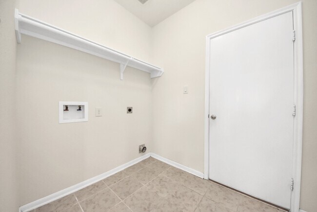 Building Photo - 19403 Tinway Ct