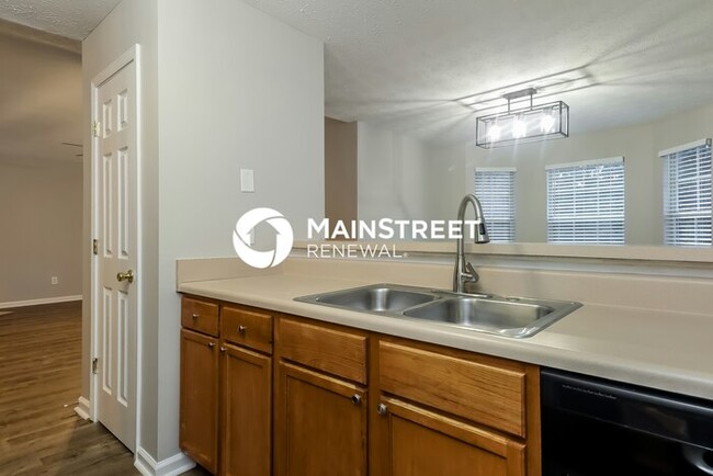 Building Photo - 60 Summer Breeze Ct