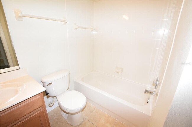 Building Photo - 9796 Tivoli Villa Dr
