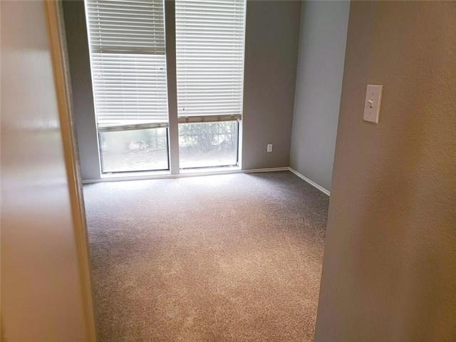 Building Photo - 2002 N Fitzhugh Ave