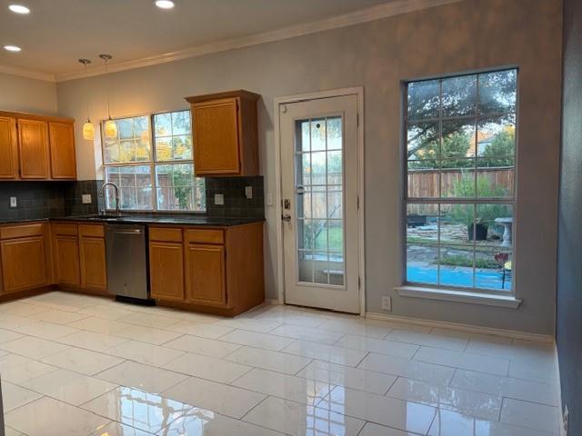 Building Photo - 4704 Bear Run Dr