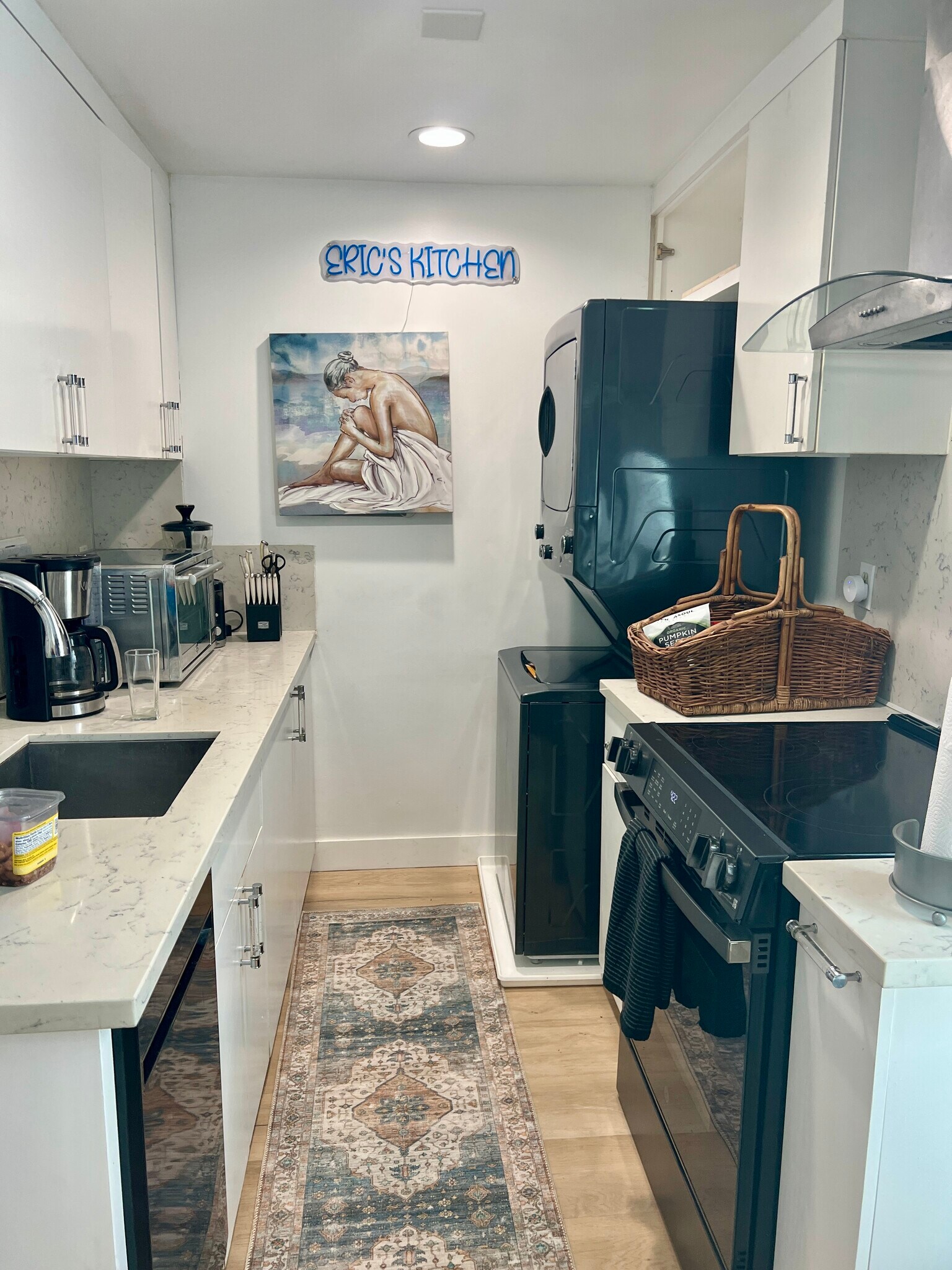 Building Photo - 3512 Pacific Ave