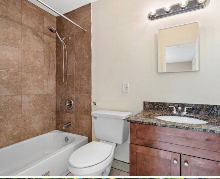 Building Photo - 5854 Kumquat Rd