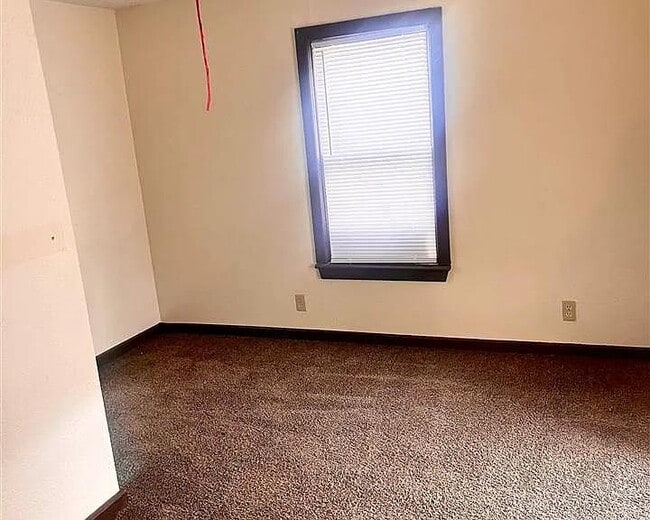 Building Photo - 521 S Cleveland Ave