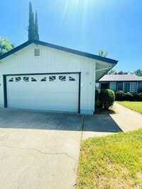 Building Photo - Remodeled Home in Starview Subdivision