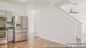 Building Photo - 8823 mission Brk