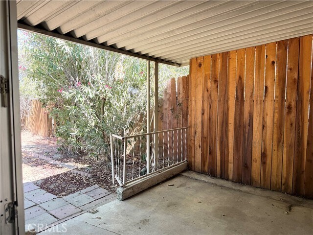 Building Photo - 384 Cll Cazadero
