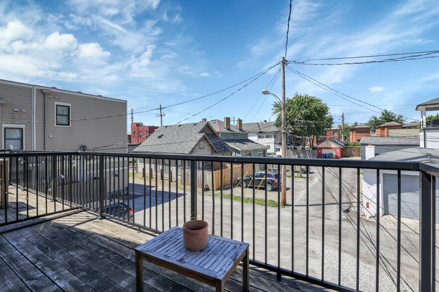 Building Photo - 58 E 4th Ave
