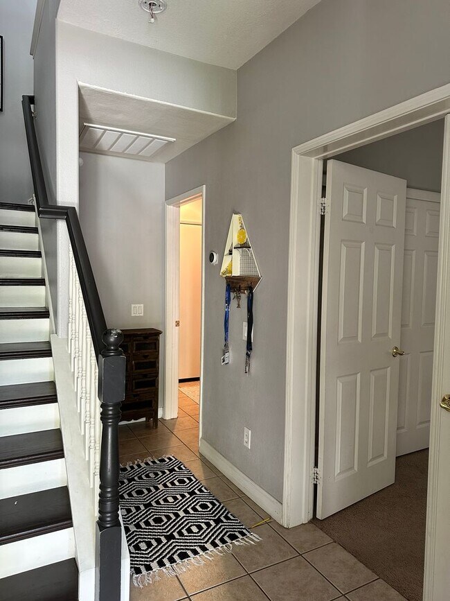 Building Photo - Ladera Ranch House for Lease 3 Bedroom 3.5...