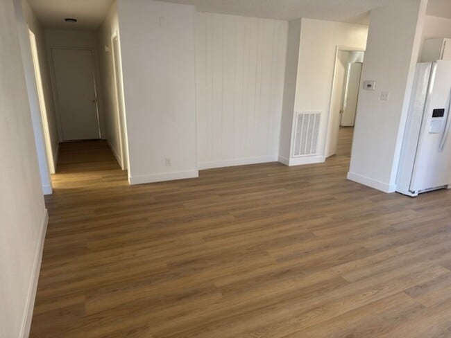 Building Photo - 3Bedroom ranch style home with large backyard