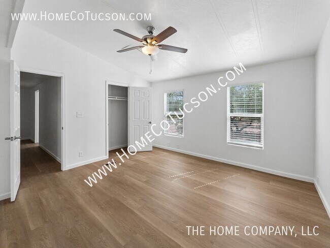Building Photo - 8150 S Fillmore Rd
