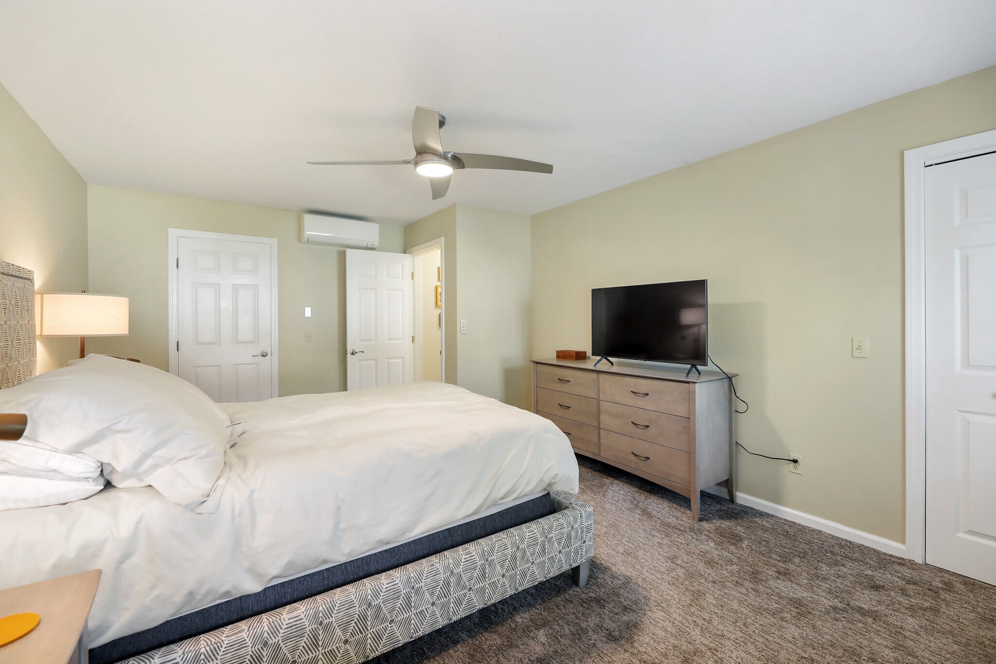 Master Bedroom (2d Floor) - 12 Applewood Ln