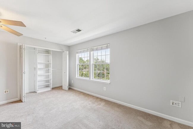 Building Photo - 2928 Huntington Grove Square