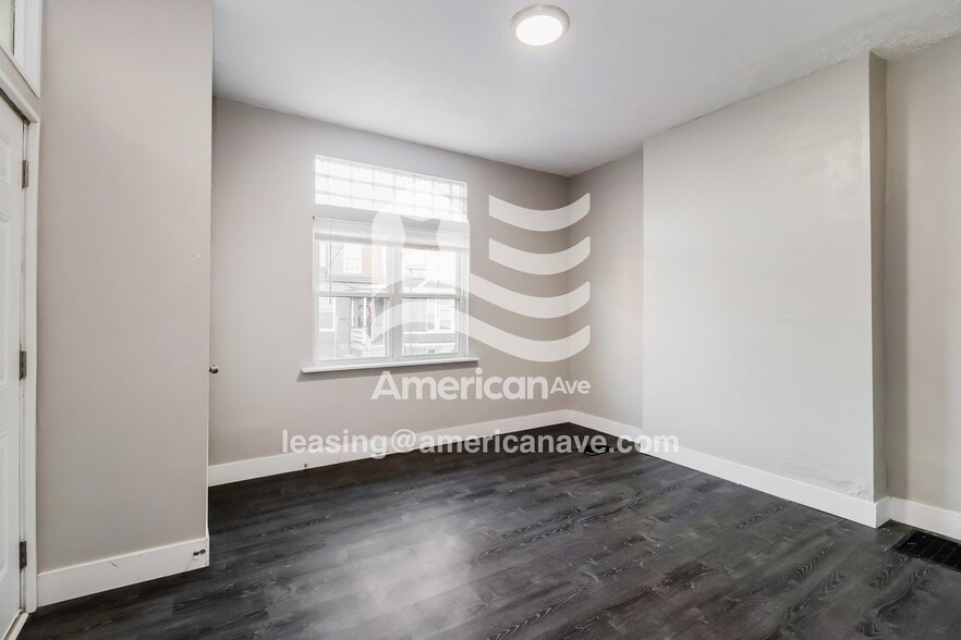 Building Photo - 939 Patterson St