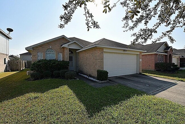 Building Photo - 3838 St Simon Manor Dr