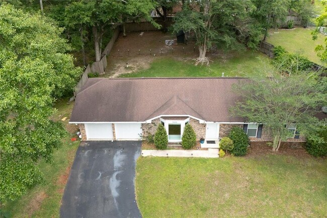 Building Photo - 5412 Timberlane Dr