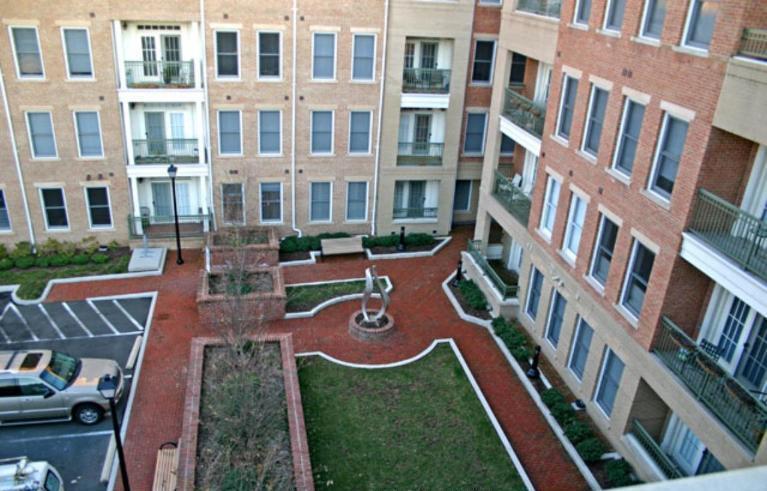Building Photo - 1115 Cameron St