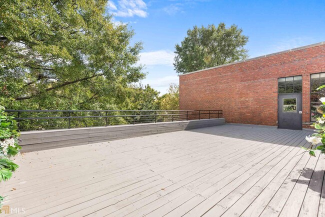 Building Photo - Crogman School Lofts