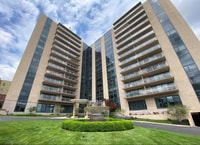 Building Photo - 4545 Wornall Rd