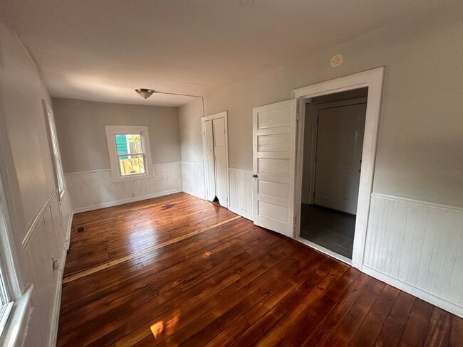 Building Photo - Charming Home in Historic Downtown Wilmington