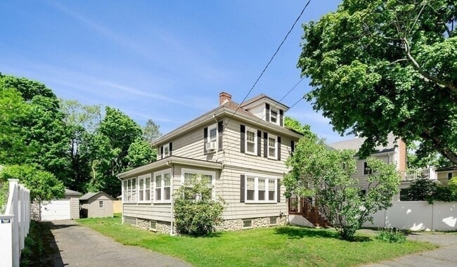 Building Photo - 4 Mystic Rd