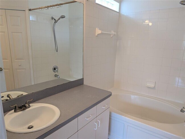 Building Photo - 24606 Victoria Wood Ct