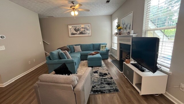 Primary Photo - Room in Townhome on Hill Station Ct