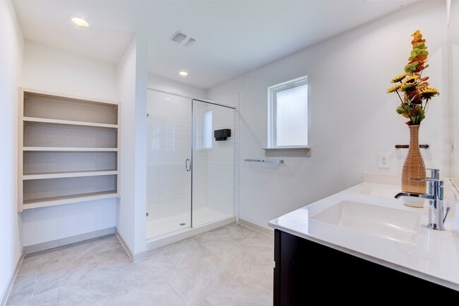 Building Photo - 29751 Cayenne Cir