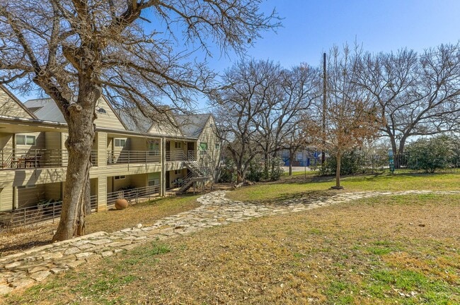 Building Photo - PARKER SQUARE CONDO - NEAR DOWNTOWN - PRIV...