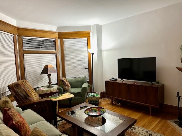 Building Photo - 512 Park Ave