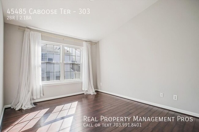 Building Photo - 45485 Caboose Terrace