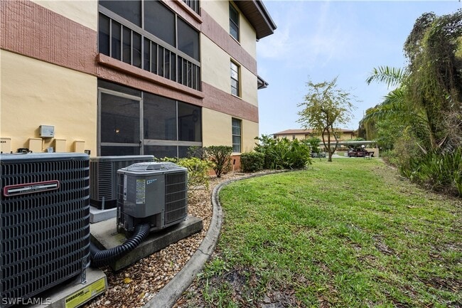 Building Photo - 6142 Whiskey Creek Dr