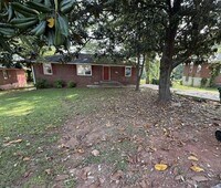 Building Photo - Charming 4-Bedroom Home in Forest Park, GA...
