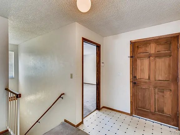 Building Photo - 14333 E Warren Pl