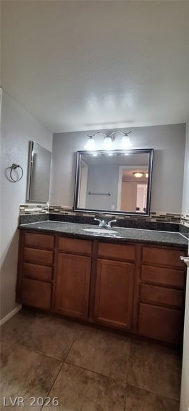 Building Photo - 1455 E Katie Ave