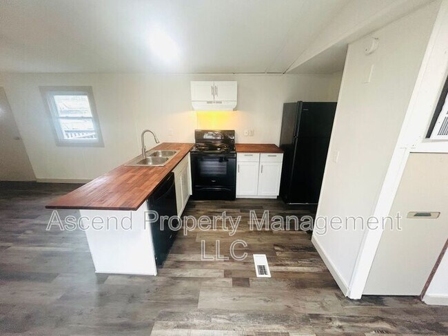 Building Photo - 49 El Fredda Ln