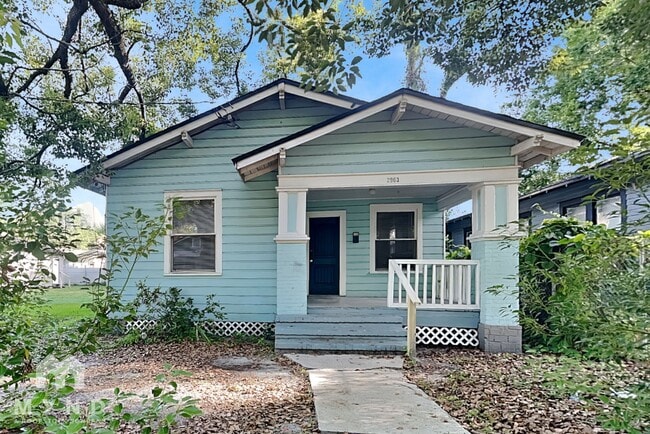 Building Photo - 2963 Spencer St