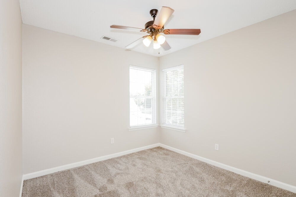 Building Photo - 7335 Red Maple Dr