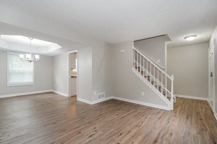 Building Photo - 2656 Willowgate Rd