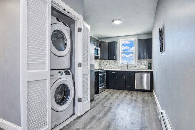 Building Photo - 97 Reservoir Ave