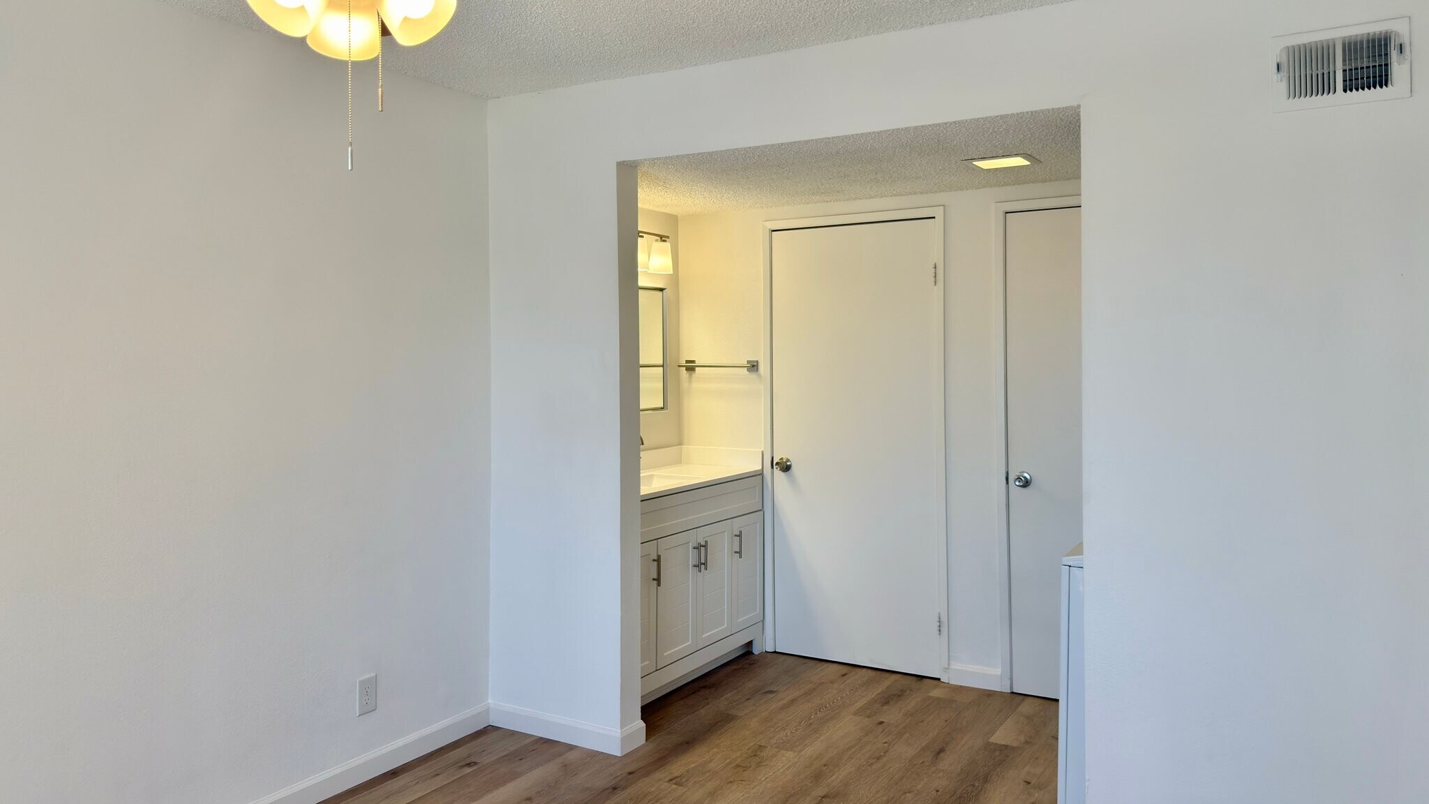 Building Photo - 8463 De Soto Ave