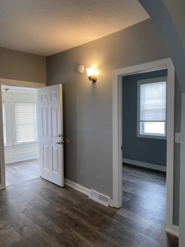 Building Photo - 1445 Dr Martin Luther King Dr