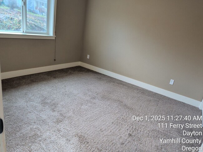 Building Photo - 111 Ferry St