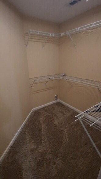 Building Photo - 6529 Helen Julia Ln