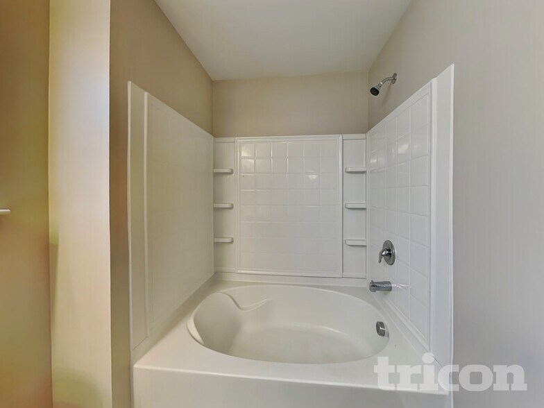 Building Photo - 162 Fesperman Cir