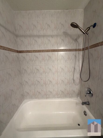 Building Photo - 804 Emerald Forest Cir