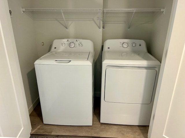 Building Photo - 518 E Sunset Dr